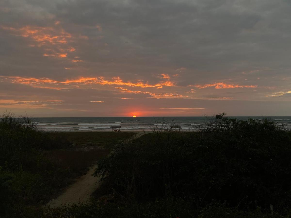 Canoa South Beach Екстериор снимка